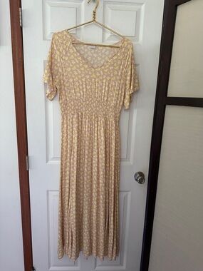 Lascana Floral V-Neck Maxi Dress in Rose with Yellow White Flowers